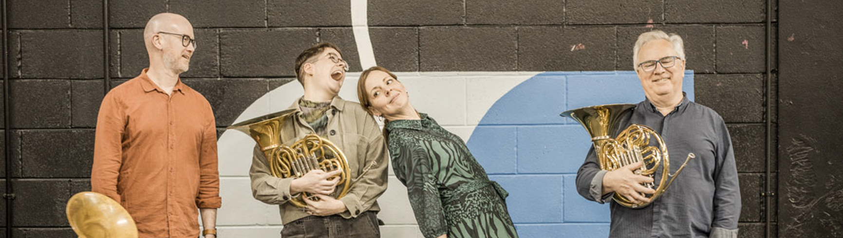 banner%20contact%20top